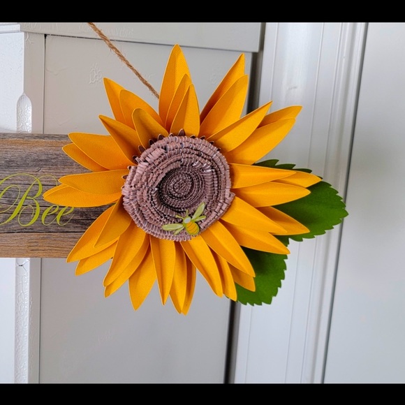 Meet your Posher, Allison - Picture 1 of 1